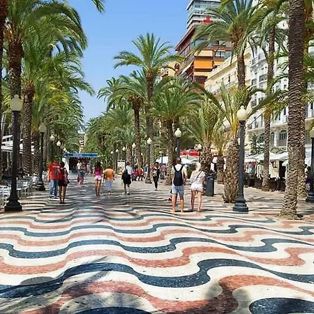 Espacioso Y Centrico Piso Con Zona Chill-out Apartment Alicante